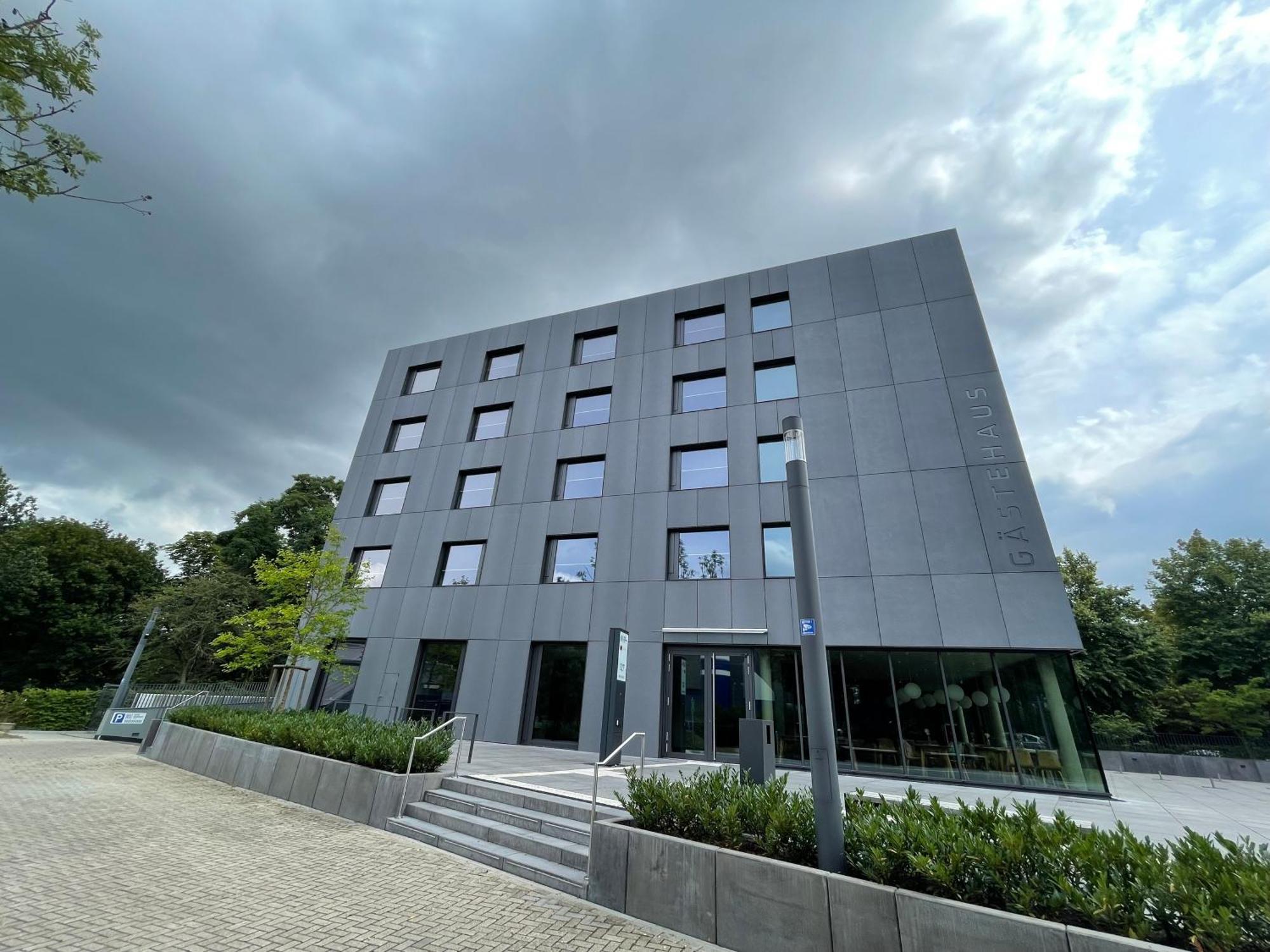 Hotel Am Campus Mönchengladbach Exteriör bild